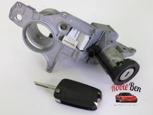 Gebrauchte Zündschloss + Schlüssel Opel Astra H (L48) 1.4 16V Twinport Preis auf Anfrage angeboten von Rooie Ben autodemontage