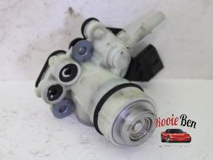 Gebrauchte Adblue Pumpe Volkswagen Transporter T6 2.0 TDI 150 Preis auf Anfrage angeboten von Rooie Ben autodemontage