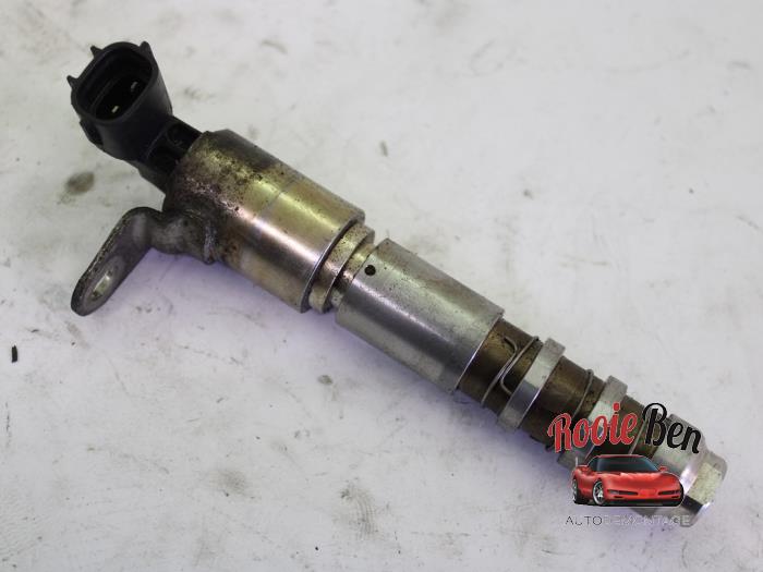 Usados Sensor de árbol de levas Cadillac SRX 3.6 V6 24V AWD Precio € 15,00 Norma de margen ofrecido por Rooie Ben autodemontage