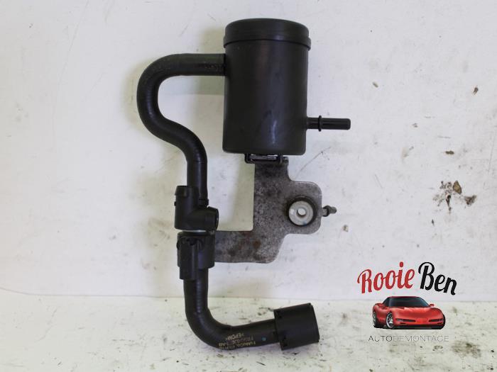 Gebrauchte Kraftstofffilter Ford Usa Mustang VI Convertible 2.3 EcoBoost 16V Preis auf Anfrage angeboten von Rooie Ben autodemontage