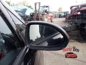 Gebrauchte Außenspiegel rechts Opel Corsa D 1.2 16V ecoFLEX Bi-Fuel Preis auf Anfrage angeboten von Rooie Ben autodemontage