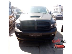Used Headlight, right Dodge Ram 3500 Standard Cab (DR/DH/D1/DC/DM) 5.7 V8 Hemi 1500 4x4 Extended Crew Cab Price on request offered by Rooie Ben autodemontage