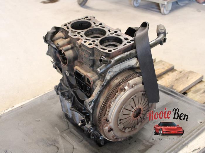 Engine crankcase from a Volkswagen Polo V (6R) 1.2 TDI 12V BlueMotion 2011