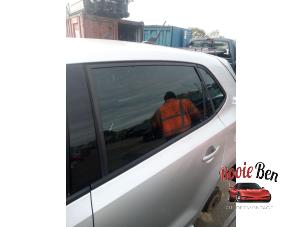 Used Rear door window 4-door, left Volkswagen Polo V (6R) 1.2 TDI 12V BlueMotion Price on request offered by Rooie Ben autodemontage