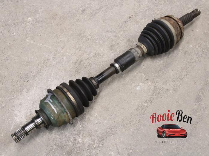 Gebrauchte Antriebswelle links vorne Toyota Celica (ZZT230/231) 1.8i 16V Preis € 50,00 Margenregelung angeboten von Rooie Ben autodemontage