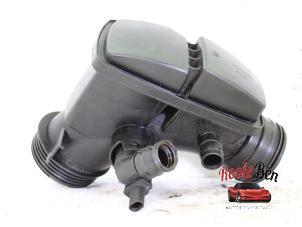 Used Air intake hose BMW 1 serie (F20) 118i 1.5 TwinPower 12V Price on request offered by Rooie Ben autodemontage