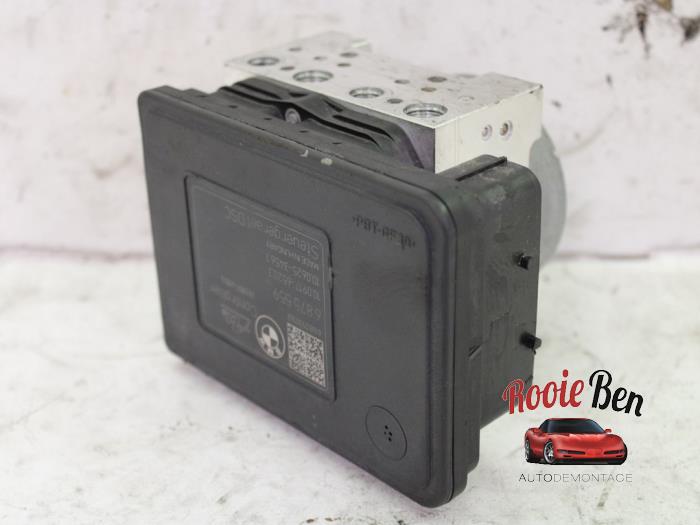 Begagnade ABS-pump BMW 1 serie (F20) 118i 1.5 TwinPower 12V Pris € 100,00 Marginaltabell erbjuds av Rooie Ben autodemontage