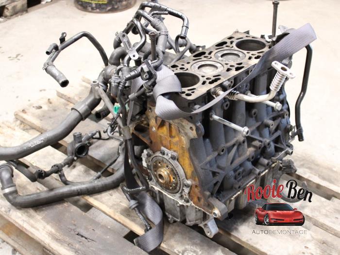 Used Engine crankcase Volkswagen Golf VII Variant (AUVV) 1.6 TDI BlueMotion 16V Price on request offered by Rooie Ben autodemontage
