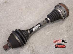 Used Front drive shaft, left Volkswagen Scirocco (137/13AD) 2.0 TSI 16V Price on request offered by Rooie Ben autodemontage