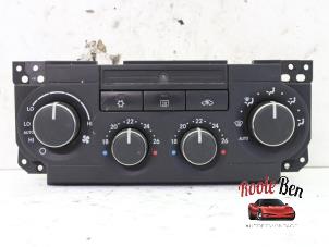 Usados Panel de control de calefacción Chrysler 300 C 5.7 V8 Hemi Precio de solicitud ofrecido por Rooie Ben autodemontage
