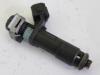 Injector (petrol injection) from a Chevrolet Spark (M300), 2010 / 2015 1.0 16V Bifuel, Hatchback, 995cc, 48kW (65pk), FWD, LMT, 2010-07 / 2015-12 2012