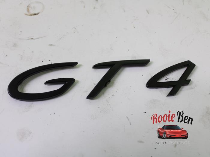 Emblemat z Porsche 718 Cayman (982) 4.0 GT4 2020
