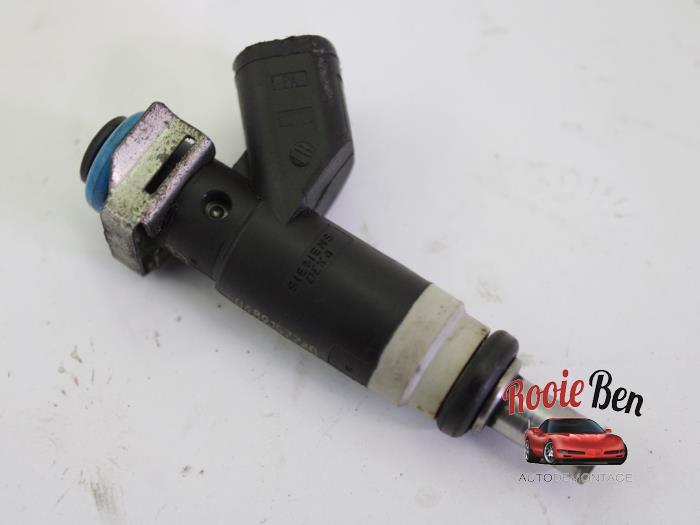 Injektor (Benzineinspritzung) van een Dodge Journey 2.4 16V 2011
