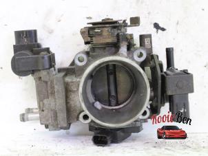 Used Throttle body Honda Civic (EP/EU) 1.4 16V Price on request offered by Rooie Ben autodemontage
