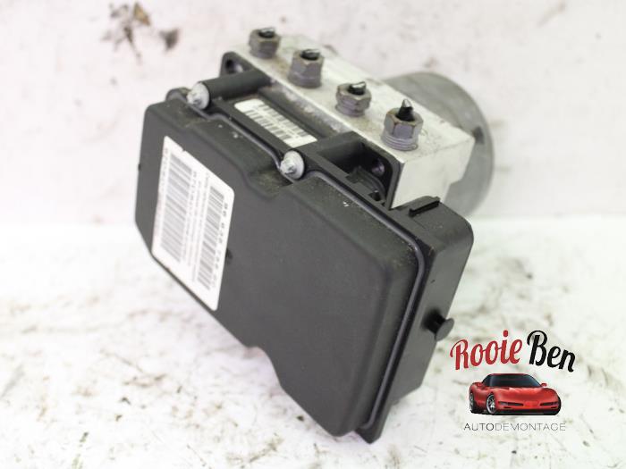 Usagé Bloc ABS Peugeot 308 (4A/C) 1.6 VTI 16V Prix € 100,00 Règlement à la marge proposé par Rooie Ben autodemontage