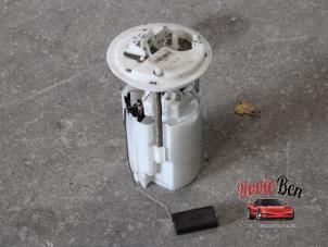 Used Electric fuel pump Opel Corsa D 1.2 16V ecoFLEX Bi-Fuel Price on request offered by Rooie Ben autodemontage