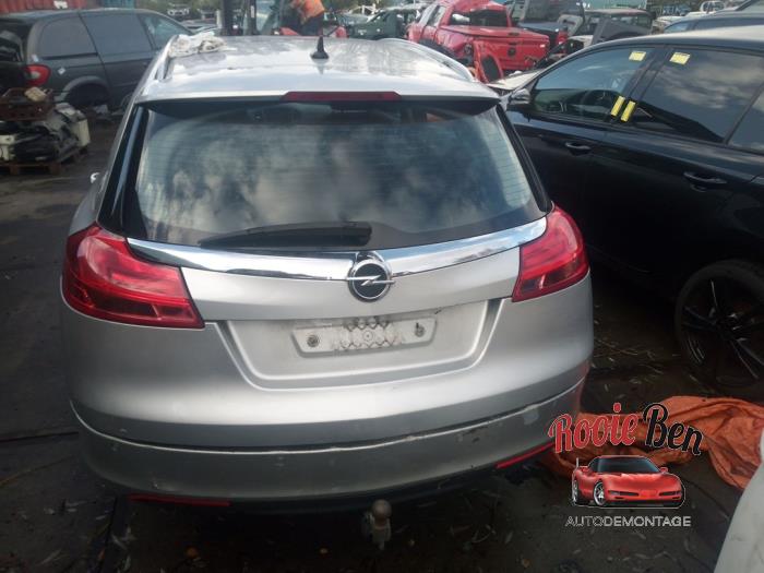 Begagnade Baklucka Opel Insignia Sports Tourer 2.0 CDTI 16V 130 ecoFLEX Pris på förfrågan erbjuds av Rooie Ben autodemontage