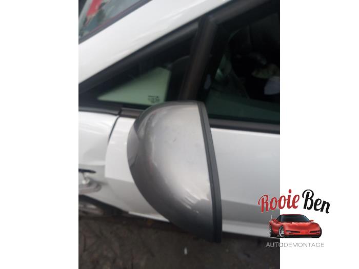 Außenspiegel links van een Seat Ibiza IV (6J5) 1.0 EcoTSI 12V 2016