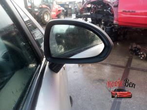 Gebrauchte Außenspiegel rechts Opel Corsa D 1.0 Preis auf Anfrage angeboten von Rooie Ben autodemontage