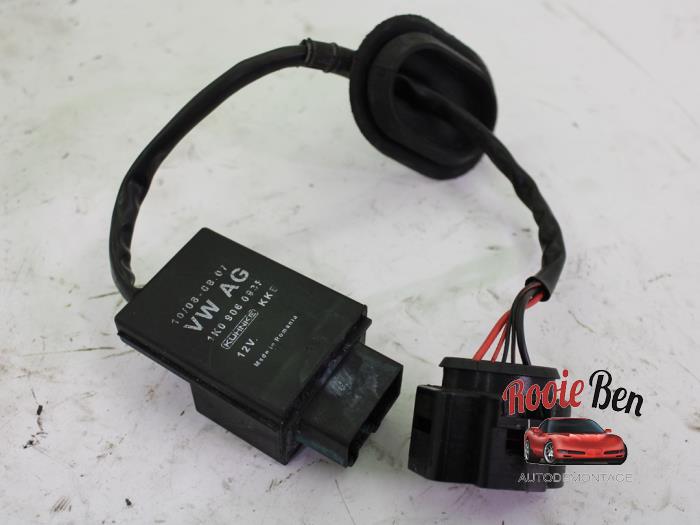 Usagé Module pompe carburant Volkswagen Golf VI (5K1) 1.4 TSI 122 16V Prix € 30,00 Règlement à la marge proposé par Rooie Ben autodemontage
