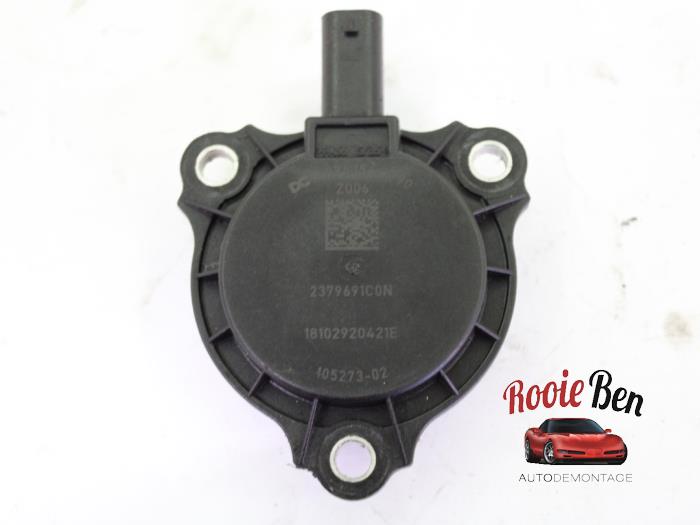 Begagnade Kamaxelsensor Mercedes A (W176) 1.6 A-160 16V Pris € 30,00 Marginaltabell erbjuds av Rooie Ben autodemontage