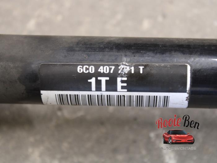 Front drive shaft, left from a Seat Ibiza IV (6J5) 1.0 EcoTSI 12V 2016