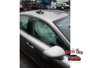 Used Door window 4-door, front right Lexus IS (E3) 300h 2.5 16V Price on request offered by Rooie Ben autodemontage