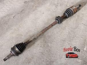 Used Front drive shaft, right Chrysler Sebring (JR) 2.0 16V Price on request offered by Rooie Ben autodemontage