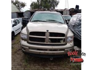 Used Grille Dodge Ram 3500 Standard Cab (DR/DH/D1/DC/DM) 5.7 V8 Hemi 1500 4x4 Price on request offered by Rooie Ben autodemontage