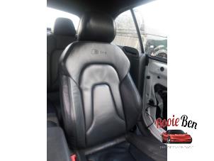Used Seats + rear seat (complete) Audi A5 Cabrio (8F7) 3.0 TDI V6 24V Quattro Price on request offered by Rooie Ben autodemontage