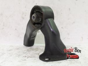 Engine mount from a Dodge Caliber 1.8 16V 2007