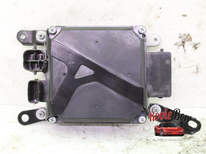 Used Power steering computer Lexus IS (E3) 300h 2.5 16V Price on request offered by Rooie Ben autodemontage