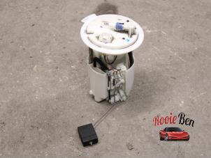 Usados Bomba eléctrica de combustible Dodge Caliber 2.0 16V Precio de solicitud ofrecido por Rooie Ben autodemontage