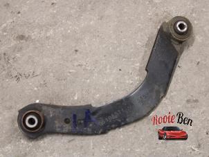 Used Rear wishbone, left Dodge Caliber 2.0 16V Price on request offered by Rooie Ben autodemontage