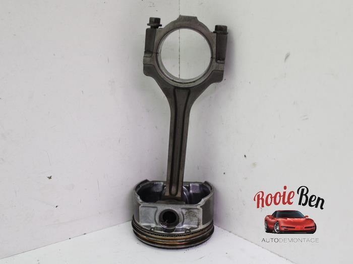 Usagé Piston Ford Usa F-150 Prix € 40,00 Règlement à la marge proposé par Rooie Ben autodemontage