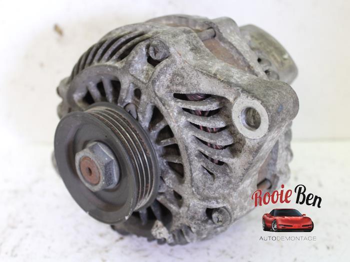Usagé Dynamo Chrysler PT Cruiser Cabrio 2.4 16V Prix € 50,00 Règlement à la marge proposé par Rooie Ben autodemontage