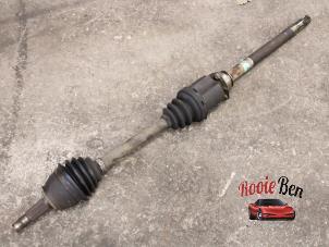 Used Front drive shaft, right Fiat Doblo Cargo (223) 1.9 JTD Multijet Price on request offered by Rooie Ben autodemontage