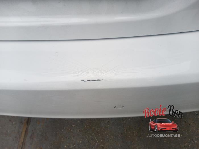 Zderzak tylny z Chevrolet Cruze (300) 1.8 16V VVT Bifuel 2012