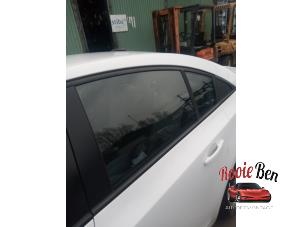 Used Rear door window 4-door, left Chevrolet Cruze (300) 1.8 16V VVT Bifuel Price on request offered by Rooie Ben autodemontage