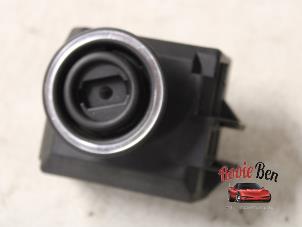 Used Ignition switch contact block Mercedes E Estate (S212) E-220 16V BlueTEC Price on request offered by Rooie Ben autodemontage