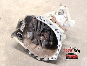 Used Gearbox Toyota Yaris II (P9) 1.0 12V VVT-i Price on request offered by Rooie Ben autodemontage