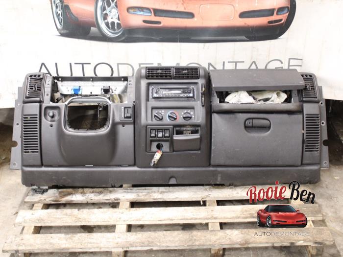 Używane Panel Jeep Wrangler (TJ) 4.0 4x4 Cena na żądanie oferowane przez Rooie Ben autodemontage