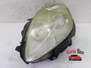 Used Headlight, left Fiat Bravo (198A) 1.4 T-Jet 16V 120 Price on request offered by Rooie Ben autodemontage