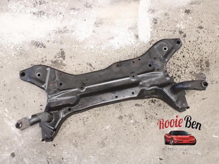 Used Subframe Dodge Caliber 1.8 16V Price € 150,00 Margin scheme offered by Rooie Ben autodemontage