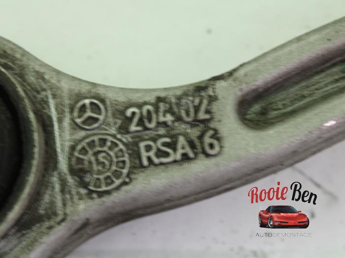 Bras de suspension arrière gauche d'un Mercedes-Benz C Estate (S205) C-350 e 2.0 16V 2015