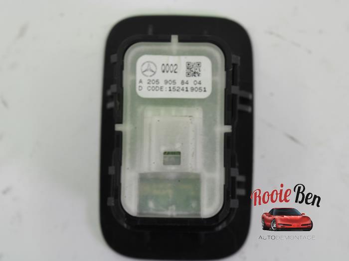 Electric seat switch from a Mercedes-Benz C Estate (S205) C-350 e 2.0 16V 2015