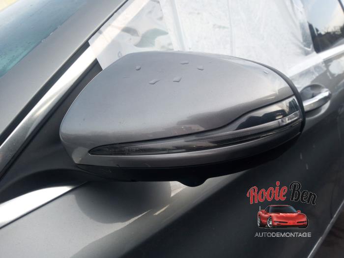 Wing mirror, left from a Mercedes-Benz C Estate (S205) C-350 e 2.0 16V 2015