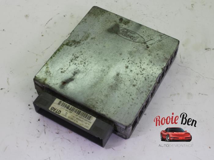 Used Engine management computer Ford Usa Explorer (UN46) 4.0 V6 4x4 Price € 40,00 Margin scheme offered by Rooie Ben autodemontage
