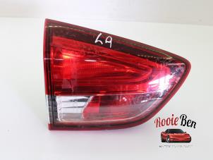 Used Taillight, left Renault Clio IV Estate/Grandtour (7R) 0.9 Energy TCE 90 12V Price on request offered by Rooie Ben autodemontage