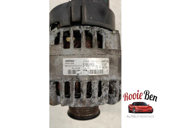 Dynamo d'un Fiat Doblo Cargo (263) 1.3 MJ 16V DPF Euro 5 2012
